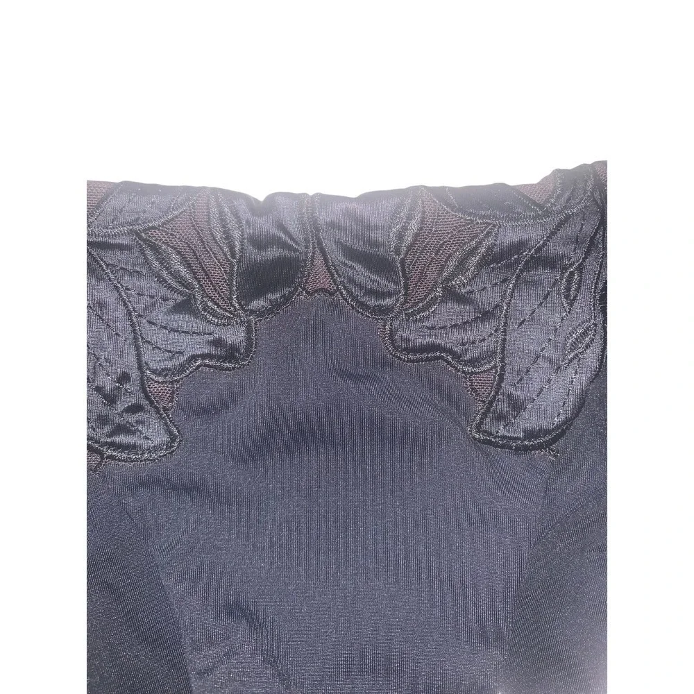 L Space Claude Bottom‎ Classic BLACK Floral Accent Bikini Bottoms String Side S